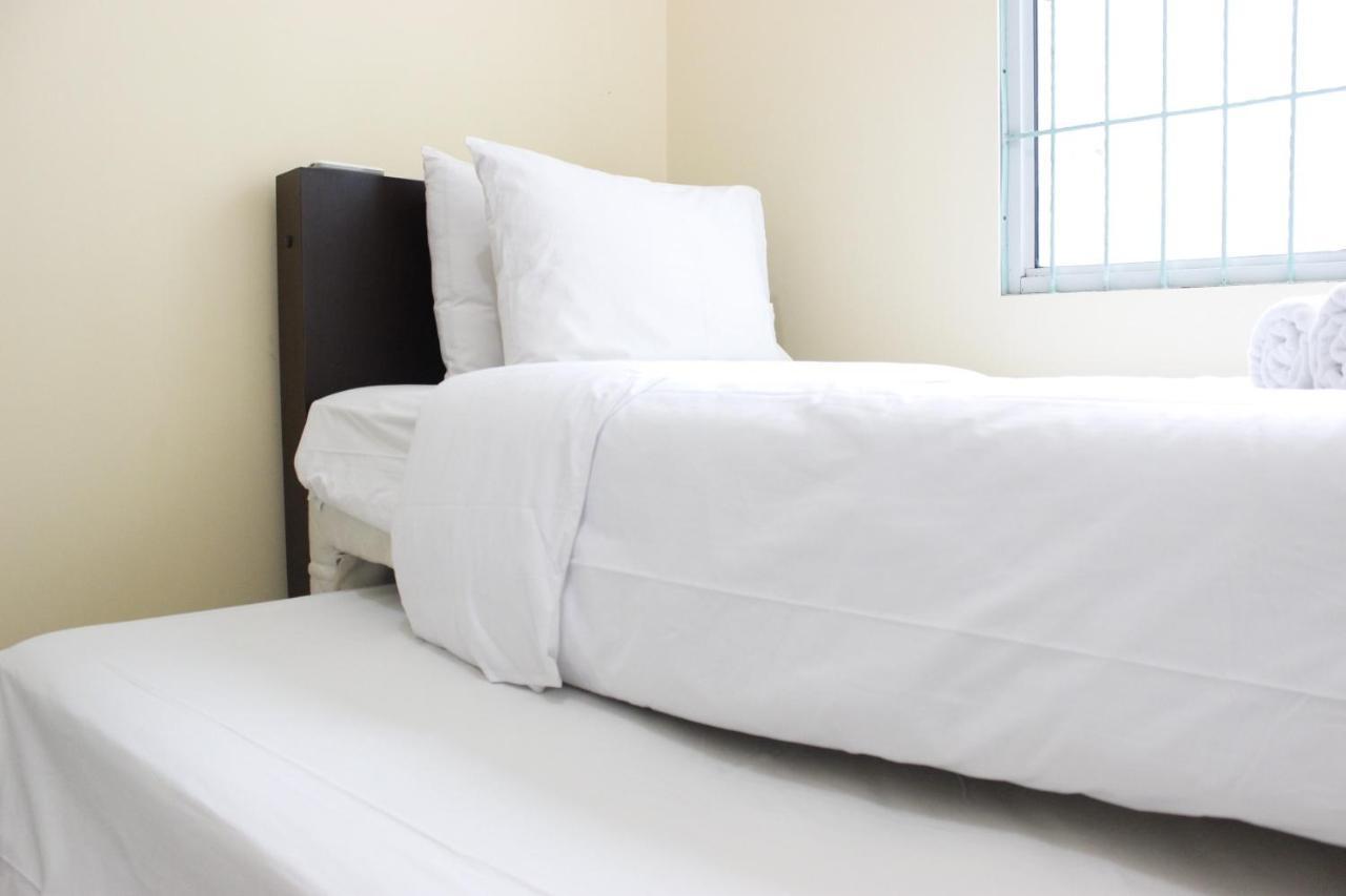 Deluxe & Cozy 4Br Galeri Ciumbuleuit Apartment By Travelio باندونج المظهر الخارجي الصورة